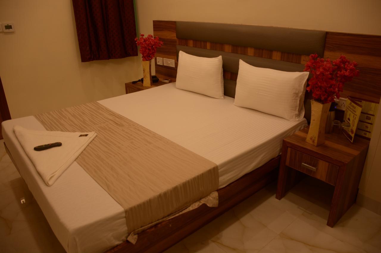 Paharganj Hotel Golden Oasis - A Well Hygiene Property מראה חיצוני תמונה
