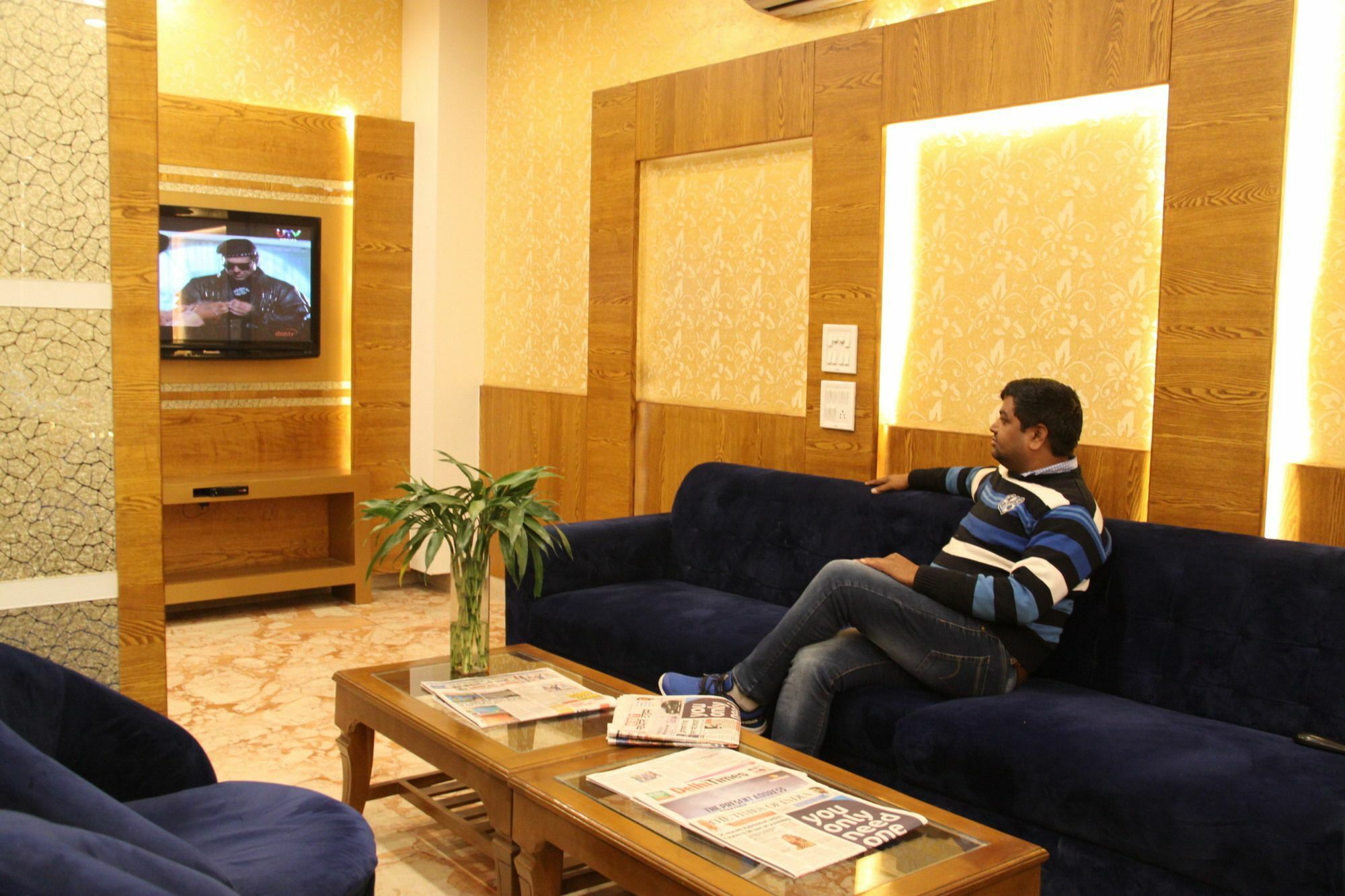 Paharganj Hotel Golden Oasis - A Well Hygiene Property מראה חיצוני תמונה